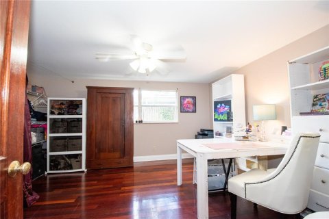Casa en venta en Tampa, Florida, 4 dormitorios, 163.32 m2 № 2239860 - foto 27