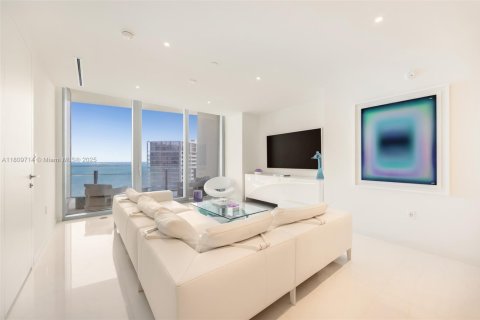 Condominio en venta en Miami, Florida, 2 dormitorios, 157.84 m2 № 1806341 - foto 4