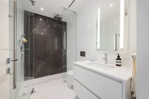 Condominio en venta en Miami, Florida, 2 dormitorios, 157.84 m2 № 1806341 - foto 20