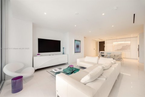 Condominio en venta en Miami, Florida, 2 dormitorios, 157.84 m2 № 1806341 - foto 1