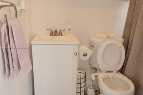 Villa ou maison à vendre à North Miami Beach, Floride: 3 chambres, 130.06 m2 № 2069578 - photo 7