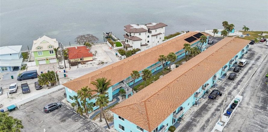 Condominio en Bradenton Beach, Florida, 1 dormitorio № 1616798