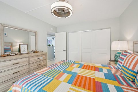 Condominio en venta en Bradenton Beach, Florida, 1 dormitorio, 55.18 m2 № 1616798 - foto 25