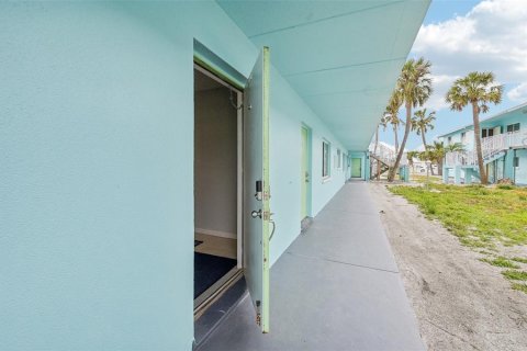 Condominio en venta en Bradenton Beach, Florida, 1 dormitorio, 55.18 m2 № 1616798 - foto 15