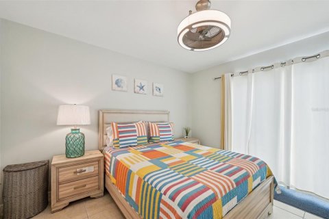 Condominio en venta en Bradenton Beach, Florida, 1 dormitorio, 55.18 m2 № 1616798 - foto 3