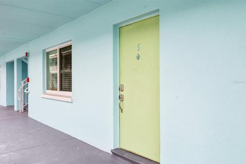 Condominio en venta en Bradenton Beach, Florida, 1 dormitorio, 55.18 m2 № 1616798 - foto 13