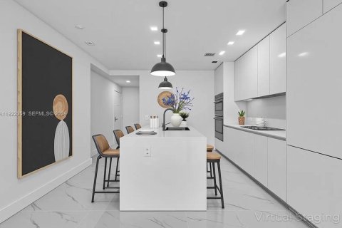 Condo in Miami, Florida, 3 bedrooms № 2154550 - photo 8