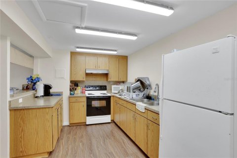 Propiedad comercial en venta en High Springs, Florida № 1553327 - foto 8