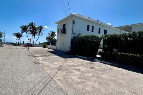 Apartamento en alquiler en Hollywood, Florida, 1 dormitorio, 146.14 m2 № 1929121 - foto 8