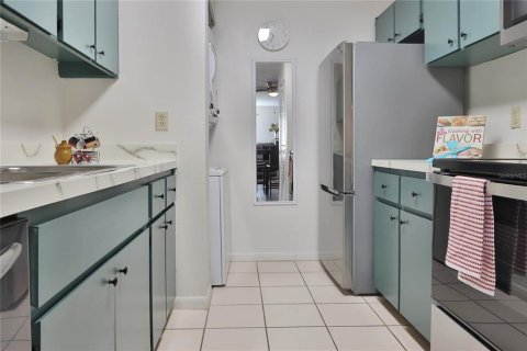 Condo in Tampa, Florida, 2 bedrooms  № 1834857 - photo 15