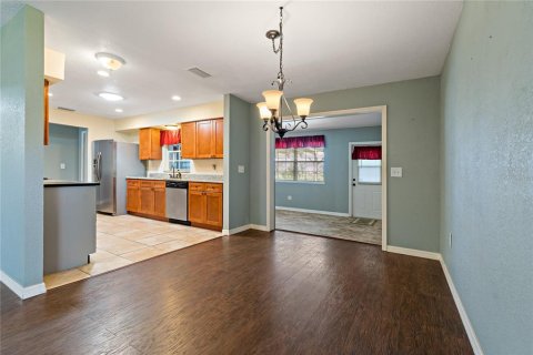 Villa ou maison à vendre à Winter Haven, Floride: 2 chambres, 148.27 m2 № 1551348 - photo 8