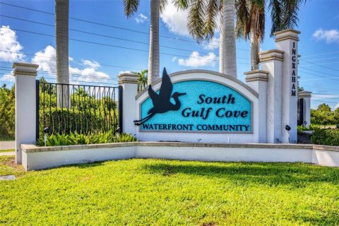 Casa en venta en Port Charlotte, Florida, 3 dormitorios, 203.73 m2 № 2111107 - foto 22
