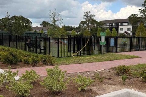 Condominio en venta en Orlando, Florida, 2 dormitorios, 95.04 m2 № 2227020 - foto 14