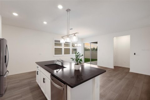 House in HERON BAY in Palmetto, Florida 3 bedrooms, 151.15 sq.m. № 2219732 - photo 12