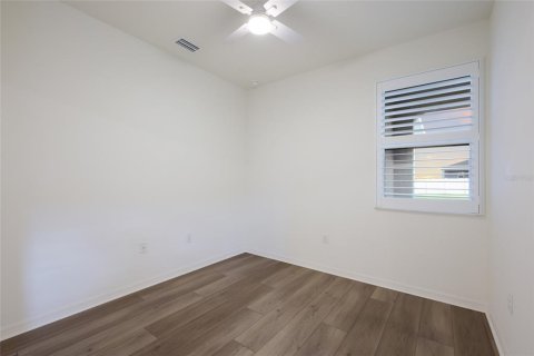 House in HERON BAY in Palmetto, Florida 3 bedrooms, 151.15 sq.m. № 2219732 - photo 7