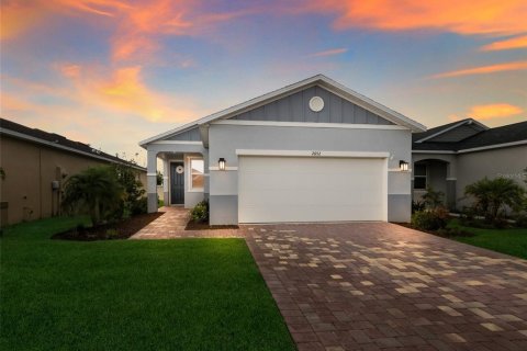House in HERON BAY in Palmetto, Florida 3 bedrooms, 151.15 sq.m. № 2219732 - photo 3