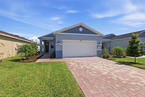 House in HERON BAY in Palmetto, Florida 3 bedrooms, 151.15 sq.m. № 2219732 - photo 21