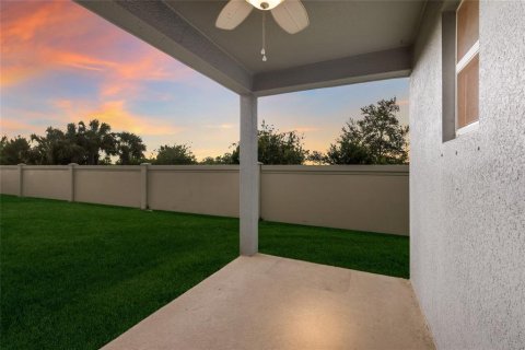 House in HERON BAY in Palmetto, Florida 3 bedrooms, 151.15 sq.m. № 2219732 - photo 19