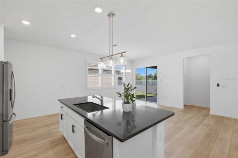 House in HERON BAY in Palmetto, Florida 3 bedrooms, 151.15 sq.m. № 2219732 - photo 30