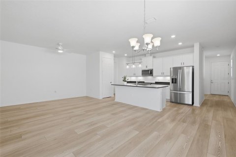 House in HERON BAY in Palmetto, Florida 3 bedrooms, 151.15 sq.m. № 2219732 - photo 27