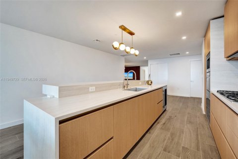 Снять в аренду кондоминиум в Помпано-Бич, Флорида 3 спальни, 232.26м2, № 2005407 - фото 11