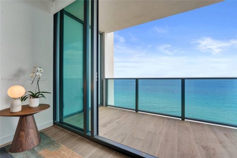 Снять в аренду кондоминиум в Помпано-Бич, Флорида 3 спальни, 232.26м2, № 2005407 - фото 25