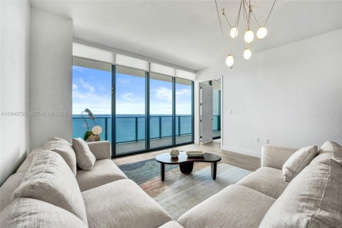 Снять в аренду кондоминиум в Помпано-Бич, Флорида 3 спальни, 232.26м2, № 2005407 - фото 20