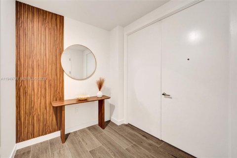 Снять в аренду кондоминиум в Помпано-Бич, Флорида 3 спальни, 232.26м2, № 2005407 - фото 2