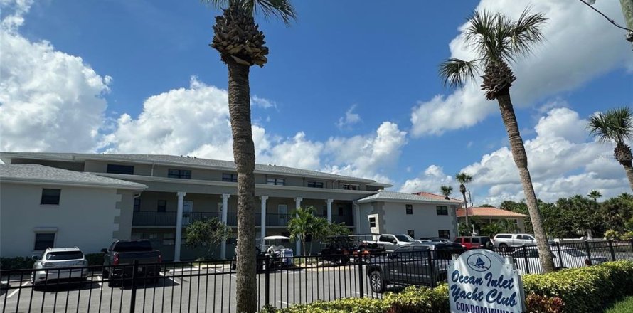 Condo à New Smyrna Beach, Floride, 2 chambres № 1545273