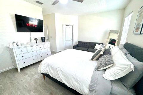 Townhouse in Ocoee, Florida 4 bedrooms, 167.32 sq.m. № 1866075 - photo 17