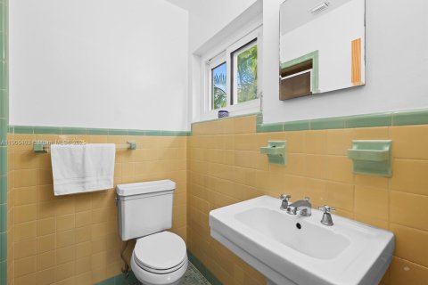 Villa ou maison à vendre à Hollywood, Floride: 3 chambres, 163.04 m2 № 1964225 - photo 14