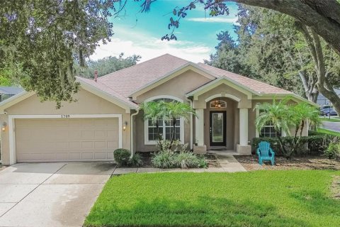 Casa en Brandon, Florida 4 dormitorios, 194.63 m2 № 2384245