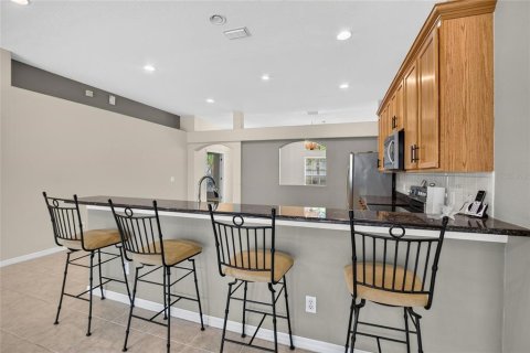 Casa en venta en Brandon, Florida, 4 dormitorios, 194.63 m2 № 2384245 - foto 9