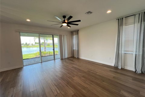 House in Parrish, Florida 3 bedrooms, 261.06 sq.m. № 1803050 - photo 6