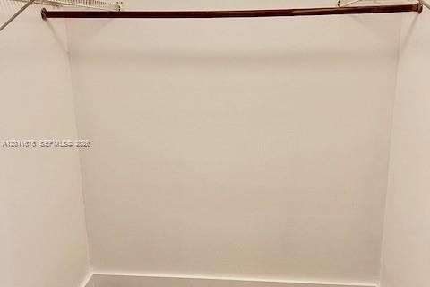 Condo in Deerfield Beach, Florida, 2 bedrooms № 2187829 - photo 17
