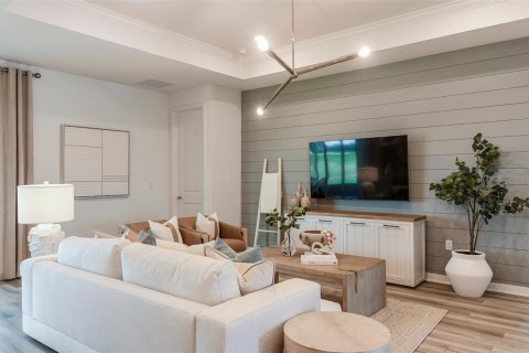 Casa en venta en Zephyrhills, Florida, 4 dormitorios, 232.53 m2 № 2266882 - foto 8