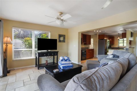 Casa en venta en Saint Petersburg, Florida, 3 dormitorios, 124.95 m2 № 1536511 - foto 17