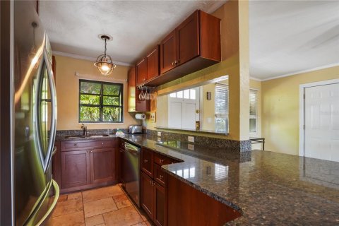 Casa en venta en Saint Petersburg, Florida, 3 dormitorios, 124.95 m2 № 1536511 - foto 9