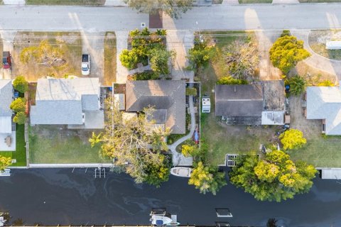 Casa en venta en Saint Petersburg, Florida, 3 dormitorios, 124.95 m2 № 1536511 - foto 2