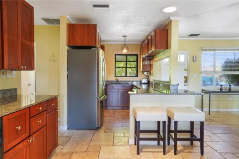 Casa en venta en Saint Petersburg, Florida, 3 dormitorios, 124.95 m2 № 1536511 - foto 5