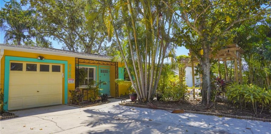 Casa en Saint Petersburg, Florida 3 dormitorios, 124.95 m2 № 1536511