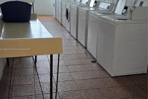 Copropriété à louer à Miami Beach, Floride: 1 chambre, 76.64 m2 № 1964845 - photo 20