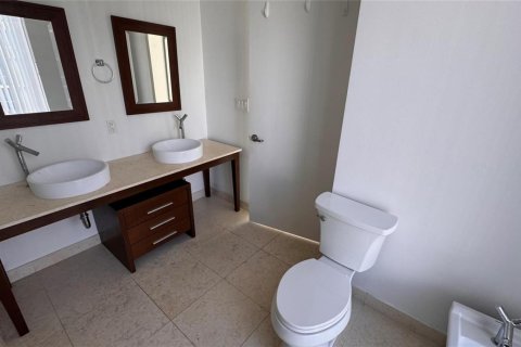 Купить кондоминиум в Майами, Флорида 3 комнаты, 94.02м2, № 2147097 - фото 3
