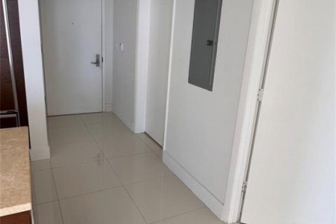 Купить кондоминиум в Майами, Флорида 3 комнаты, 94.02м2, № 2147097 - фото 7