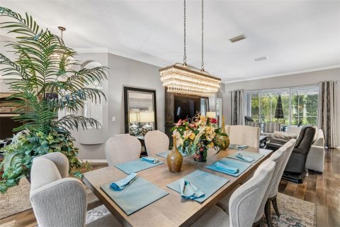 House in Valrico, Florida 4 bedrooms, 246.19 sq.m. № 2126970 - photo 6