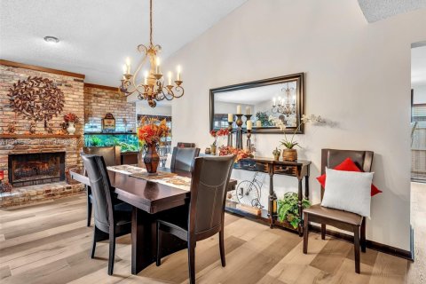 Casa en venta en Lauderhill, Florida, 4 dormitorios, 195 m2 № 1970145 - foto 19