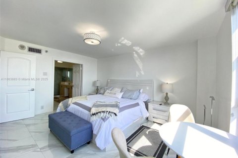 Copropriété à vendre à Aventura, Floride: 2 chambres, 126.81 m2 № 1891773 - photo 22