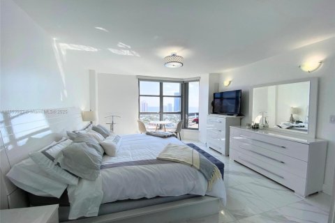 Copropriété à vendre à Aventura, Floride: 2 chambres, 126.81 m2 № 1891773 - photo 21