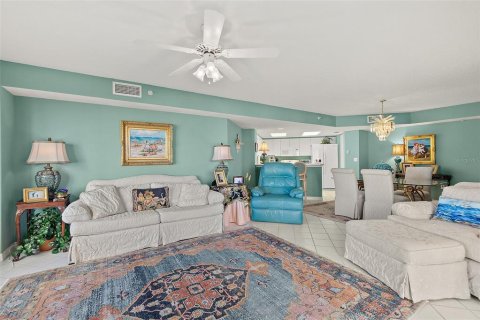 Condominio en venta en Daytona Beach Shores, Florida, 2 dormitorios, 143.07 m2 № 1685171 - foto 15