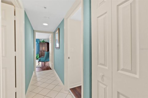 Condominio en venta en Daytona Beach Shores, Florida, 2 dormitorios, 143.07 m2 № 1685171 - foto 2